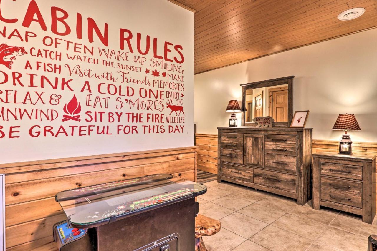 Cozy Cabin With Hot Tub In The Heart Of Pigeon Forge Villa Bagian luar foto