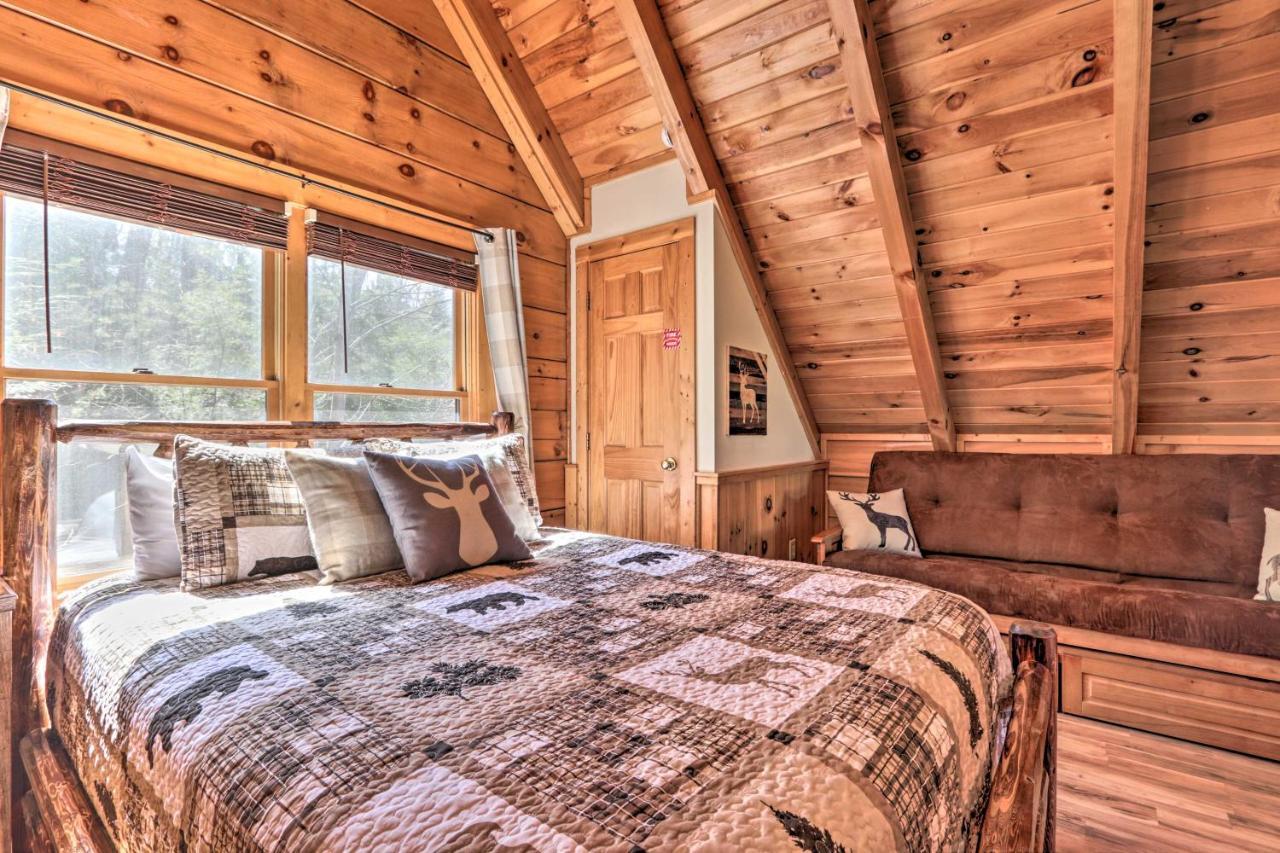 Cozy Cabin With Hot Tub In The Heart Of Pigeon Forge Villa Bagian luar foto